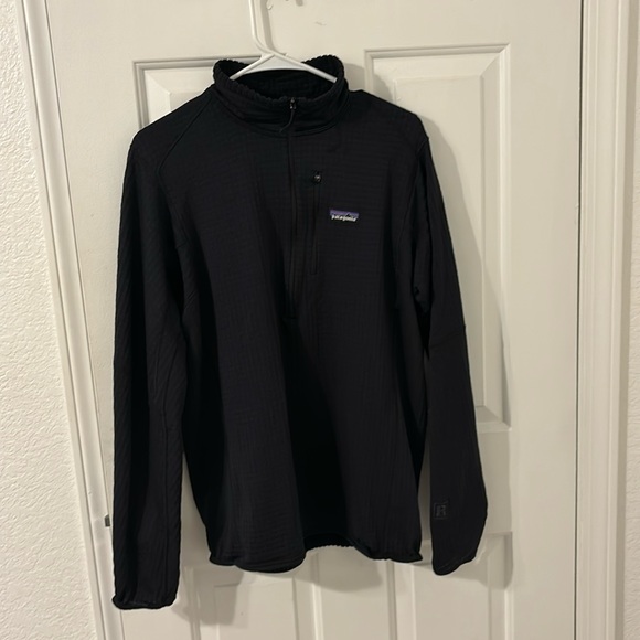 Patagonia 1/4 zip base layer - Picture 1 of 7